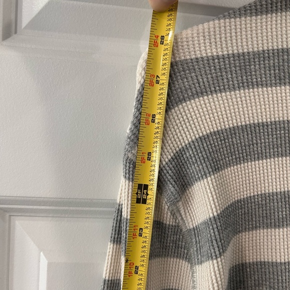 Y2K Express Gray Striped Long Sleeve Waffle Knit Thermal Shirt Mens Size M 90's - Picture 8 of 8